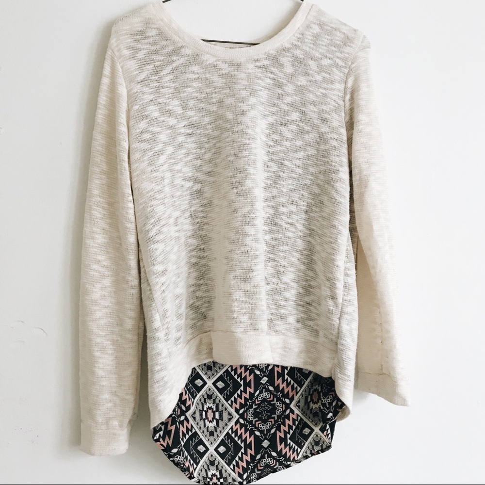 No Boundaries Tunic Sweater, Peekaboo Back w Print